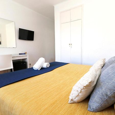 Hsr Gil (Adults Only) Hostel Palma Nova  Bagian luar foto